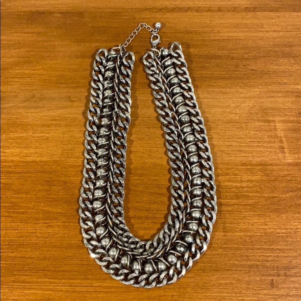 Statement necklace